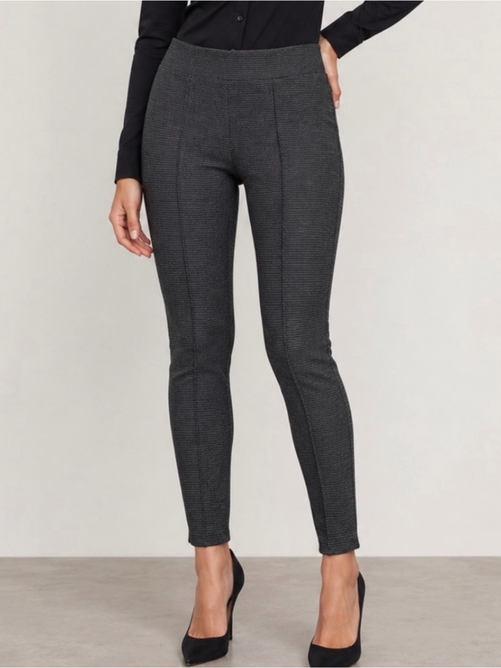 Nine West - Size Medium - High Rise Ankle Sculpting Leggings - Charcoal